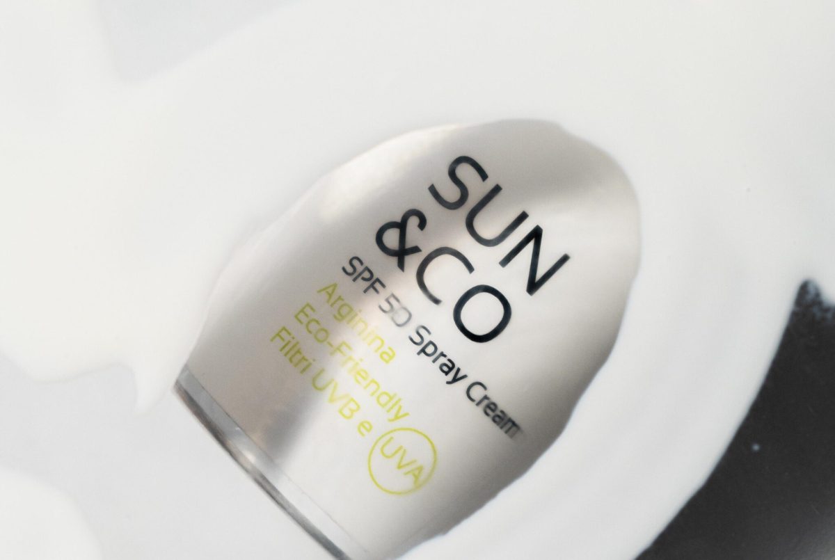 SPF 50 Spray Cream12